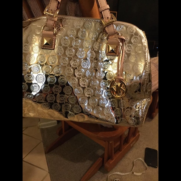 Michael Kors Gold Mini Handbag Metallic W/ Logos !!BRAND NEW!! - Picture 6 of 6